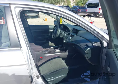 2009 Honda Accord 2.4 Lx-P from USA, damaged, VIN 1HGCP26419A021673